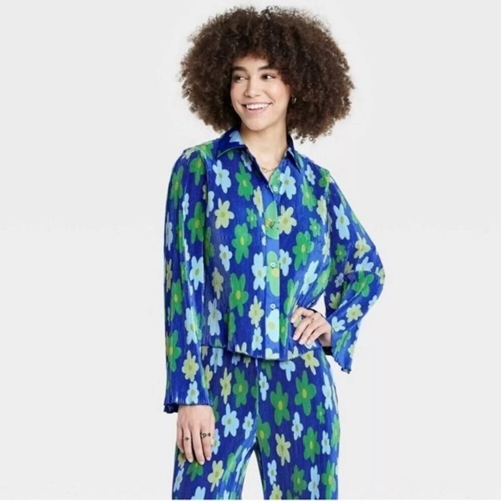 Target x Sammy B Women's Pleated Flower Shirt Blue Size 1X